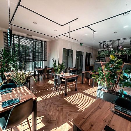 Ivy Healthy Stay คอนสแตนชิน-เยซออร์นา ภายนอก รูปภาพ